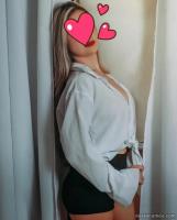 613511723: Chica busca chico en Sevilla