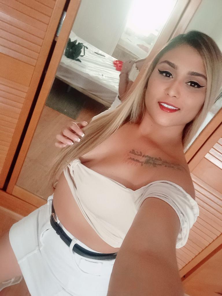 604841878: Chica busca chico en Zaragoza