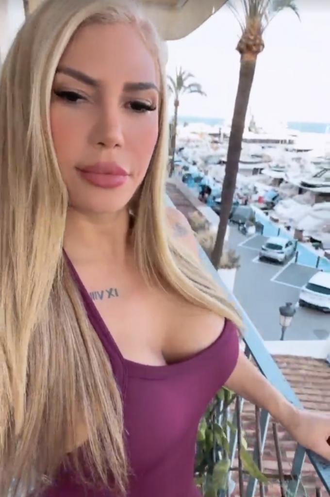 670631811: Chica busca chico en Málaga