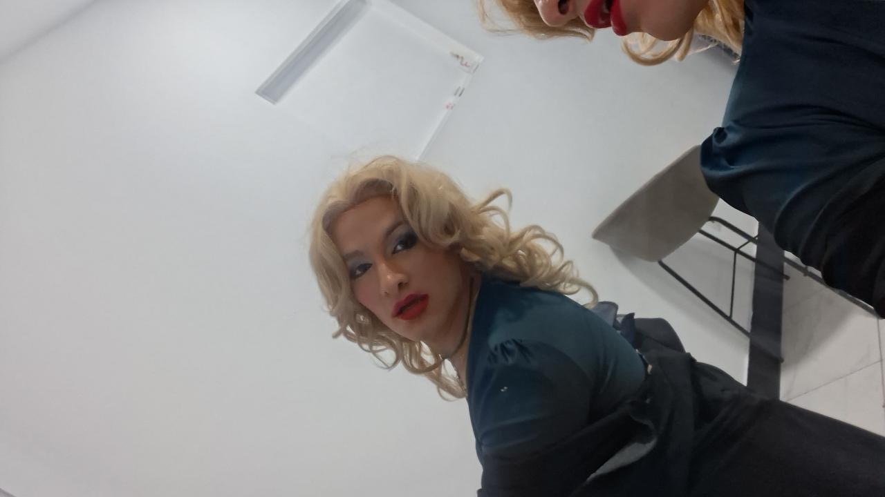 672464256: Transexual en Las Palmas