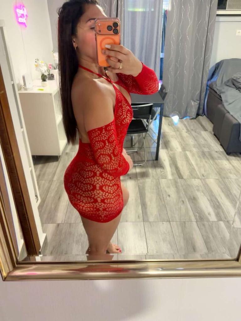 Chica busca chico en Sevilla: 
