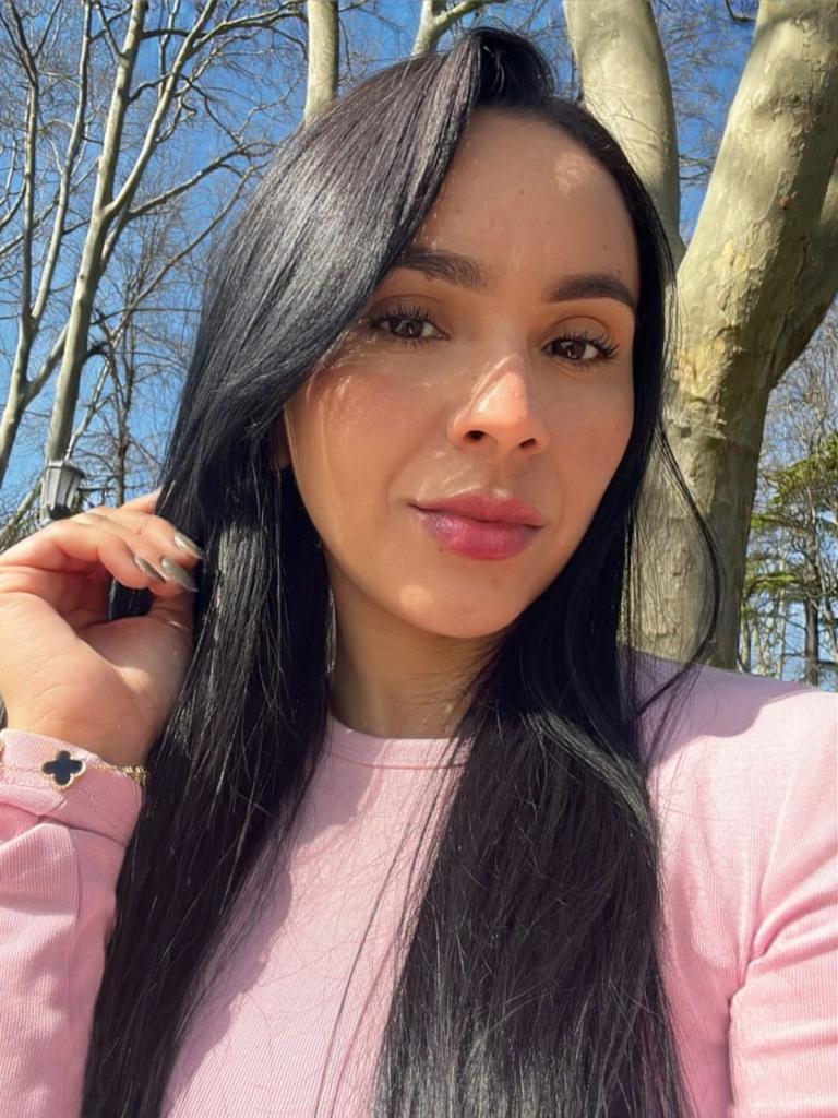 Chica busca chico en Granada: 