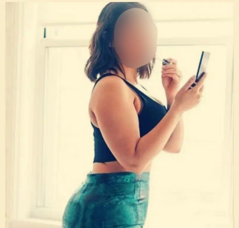 Chica busca chico en Cádiz: 