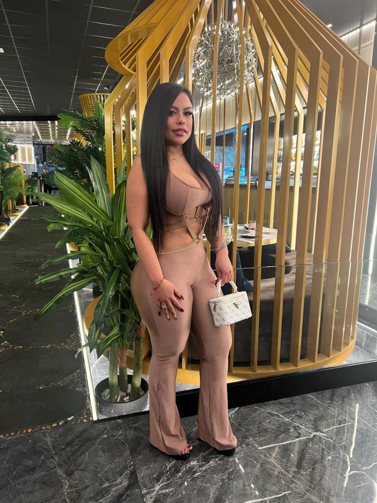 604330873: Chica busca chico en Mallorca