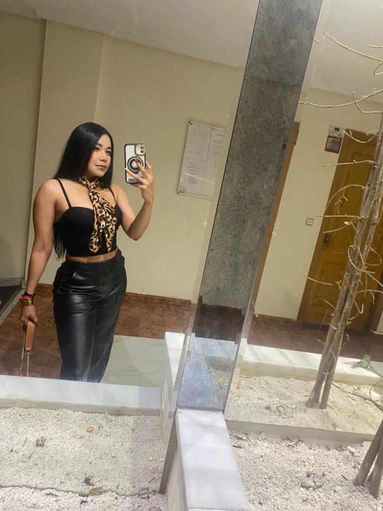 Chica busca chico en Alicante: 