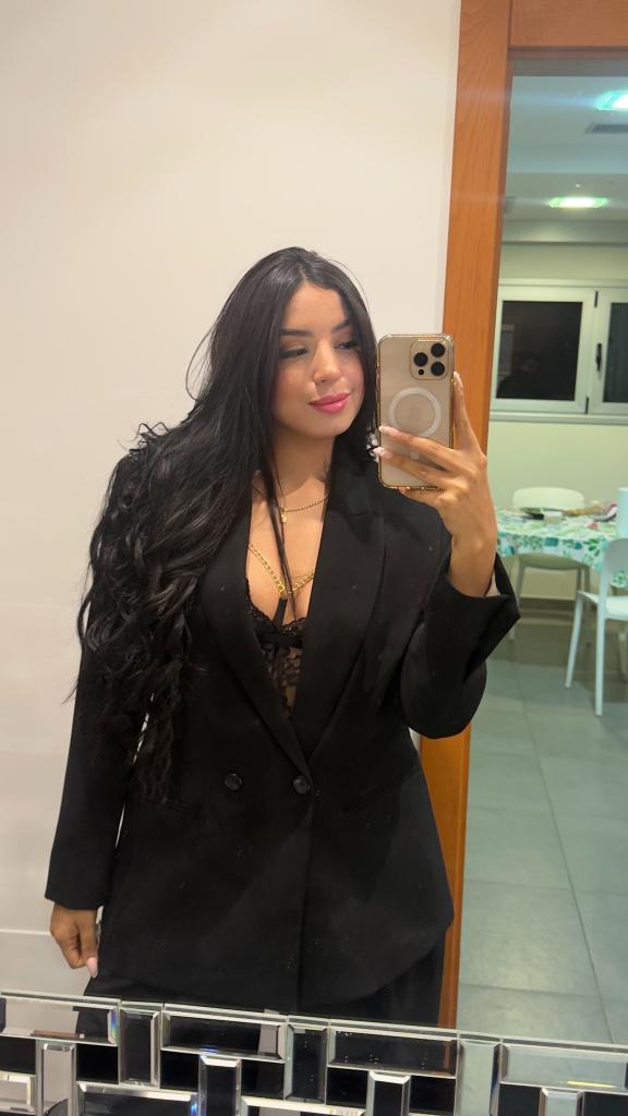Chica busca chico en Tenerife: 