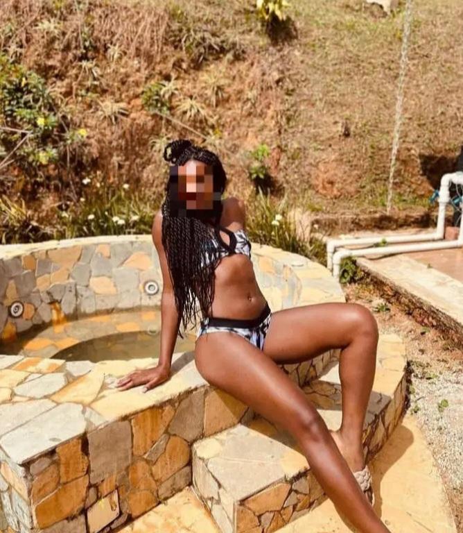 Chica busca chico en Murcia: 