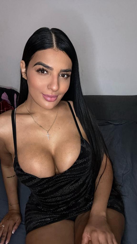 Chica busca chico en Sevilla: 