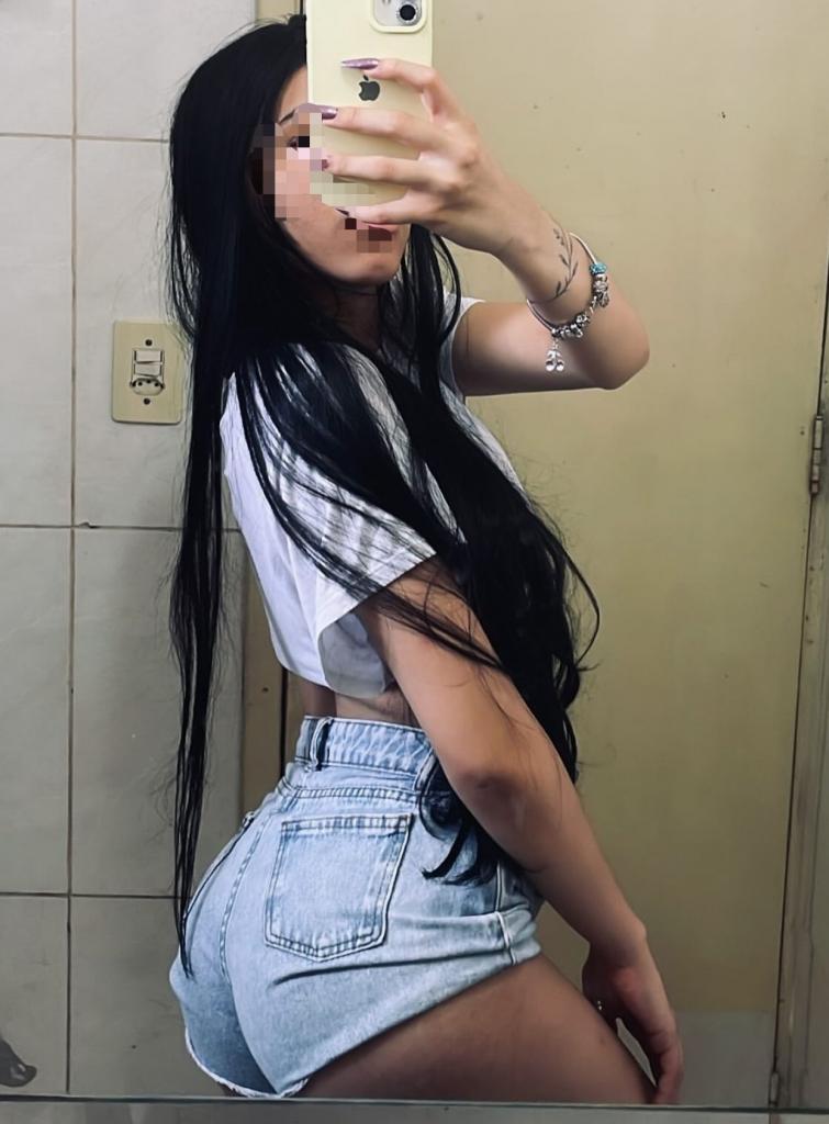 Chica busca chico en Cádiz: 