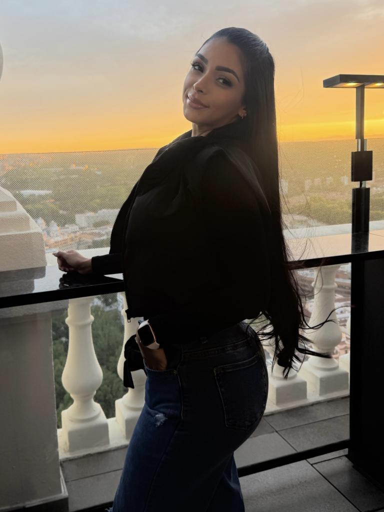 632019626: Chica busca chico en Barcelona