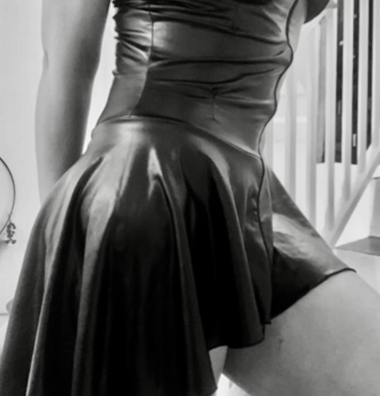 Chica busca chico en Menorca: 