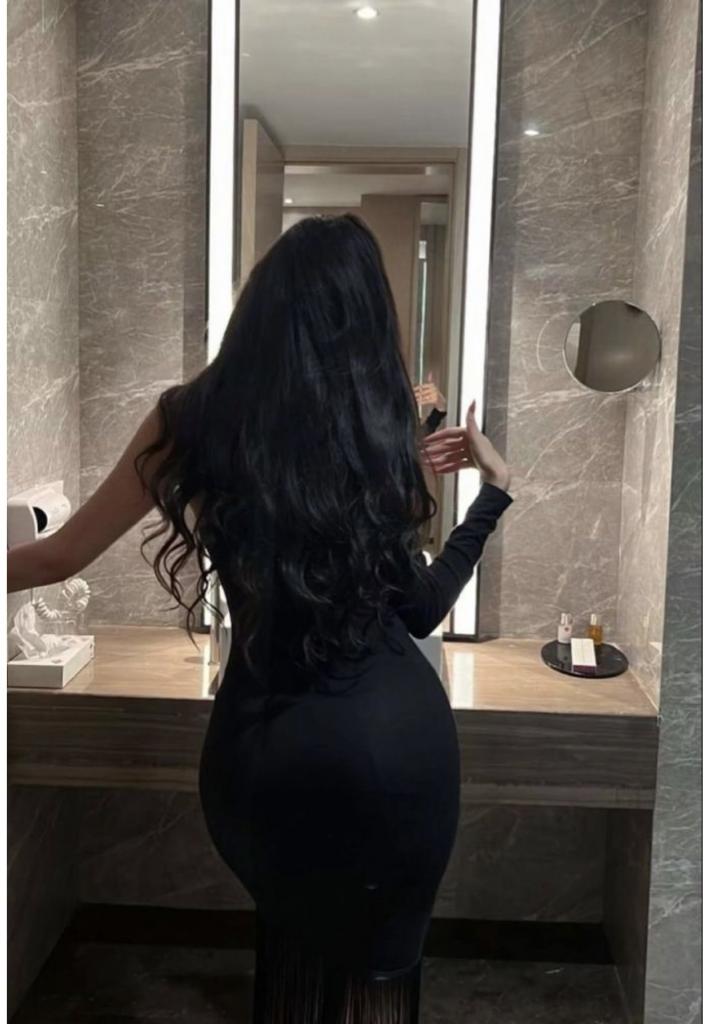 684779772: Chica busca chico en Cádiz