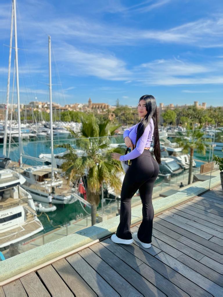Chica busca chico en Ibiza: 