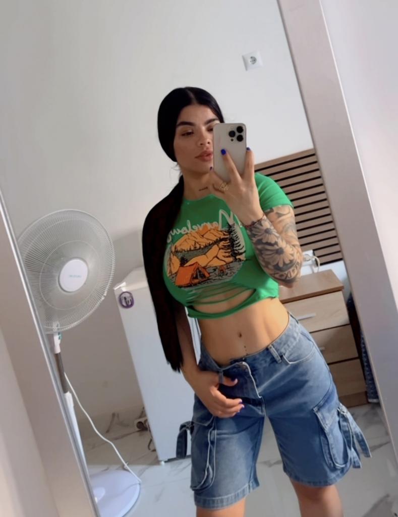 Chica busca chico en Almería: 
