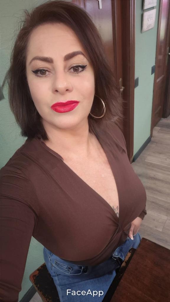 Chica busca chico en Cantabria: 