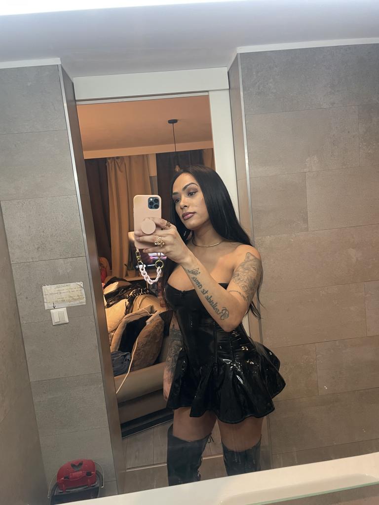 Transexual en Málaga: Transexuales y Travestis