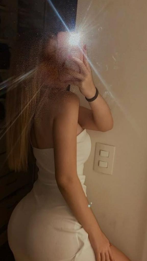 Chica busca chico en Granada: 