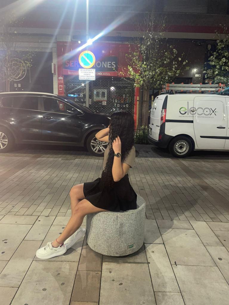743026293: Chica busca chico en Alicante