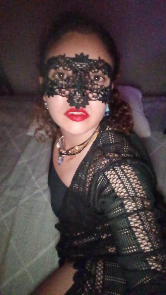 Chica busca chico en Alicante: 