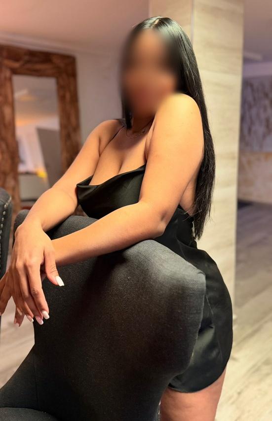 Chica busca chico en Ibiza: 