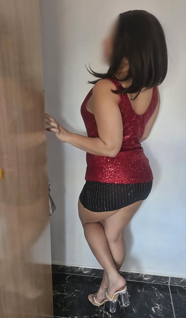 Chica busca chico en Tenerife: 