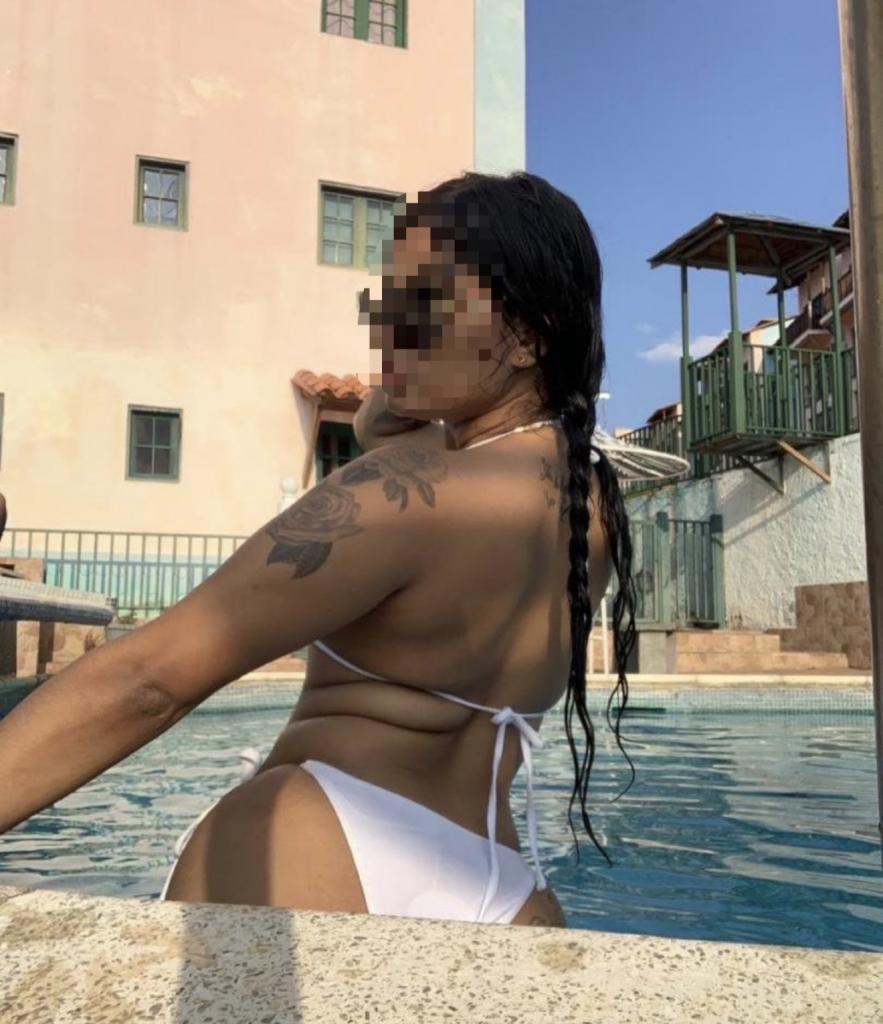 Chica busca chico en Tenerife: 