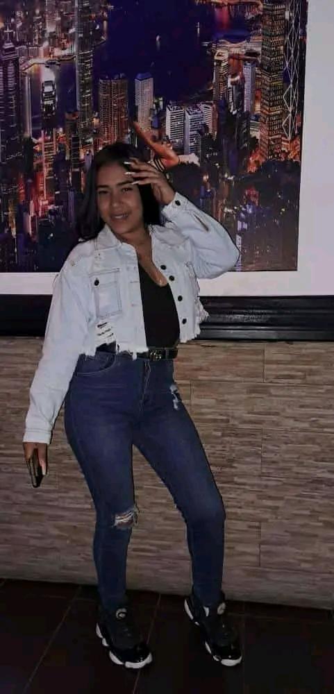 Chica busca chico en Sevilla: 