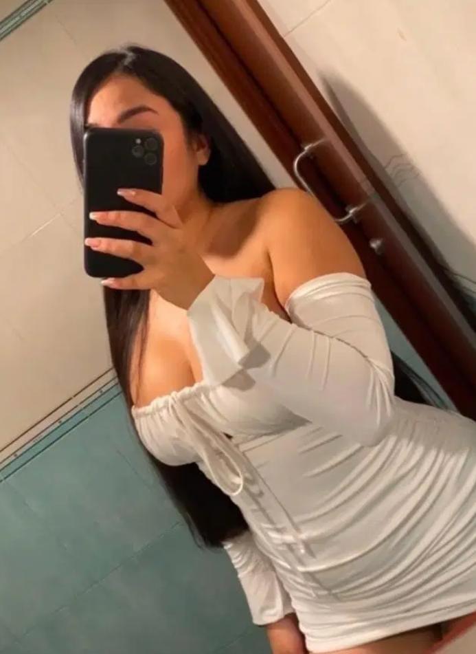 Chica busca chico en Sevilla: 