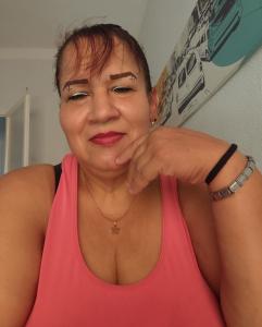 613984591: Chica busca chico en Murcia