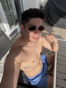 692543750: Chico busca chica en Barcelona
