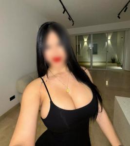 632061496: Chica busca chico en Madrid