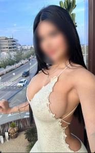 632061496: Chica busca chico en Madrid