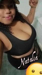 613933445: Chica busca chico en Barcelona