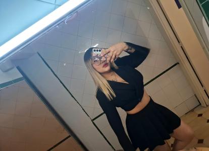 722158479: Chica busca chico en Menorca