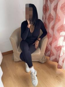 637194580: Chica busca chico en Madrid
