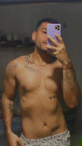677403473: Chico busca chica en Sevilla