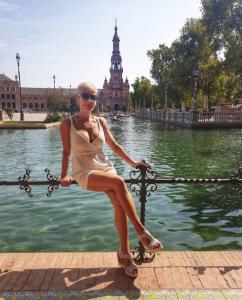 664381002: Chica busca chico en Mallorca