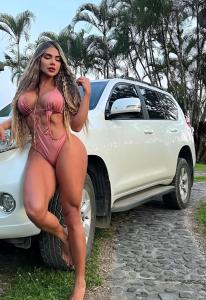 745076170: Chica busca chico en Lérida