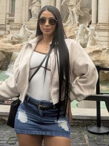 632019626: Chica busca chico en Barcelona