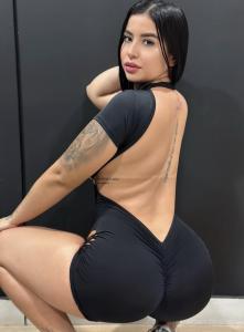647734902: Chica busca chico en Barcelona