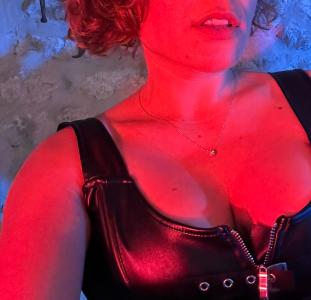 679995077: Transexual en Mallorca