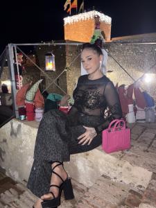 672818568: Chico busca chica en Pontevedra