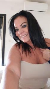 617818615: Chica busca chico en Málaga