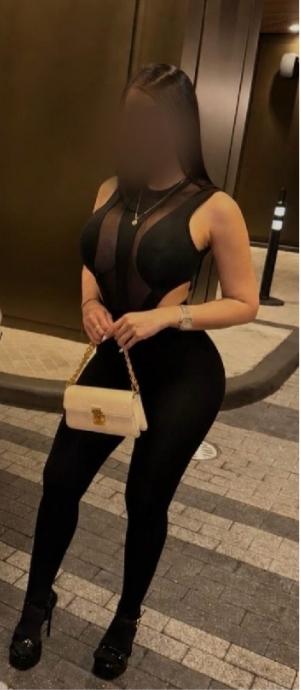 Chica busca chico en Cádiz: 