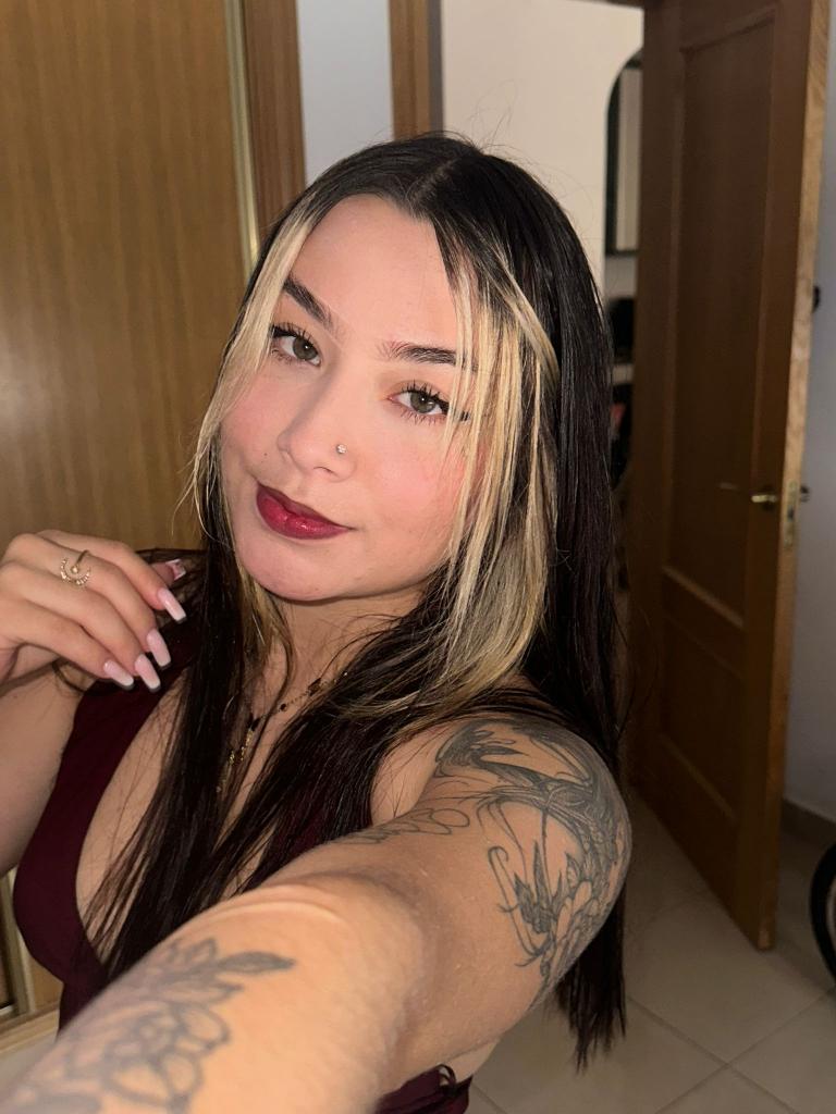 Chica busca chico en Murcia: Chica busca chico