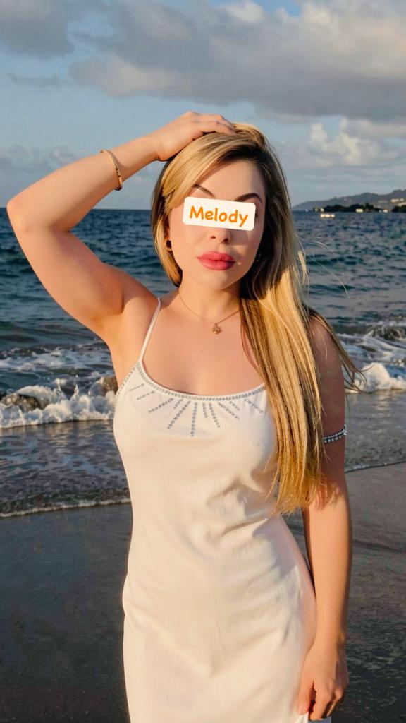 Chica busca chico en Cádiz: 