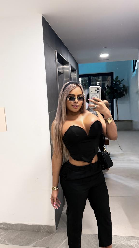 663706490: Transexual en Madrid