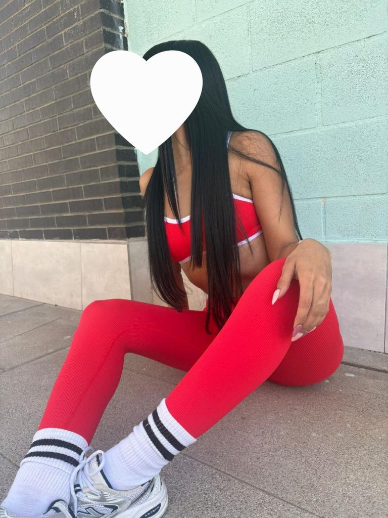 Chica busca chico en Sevilla: 
