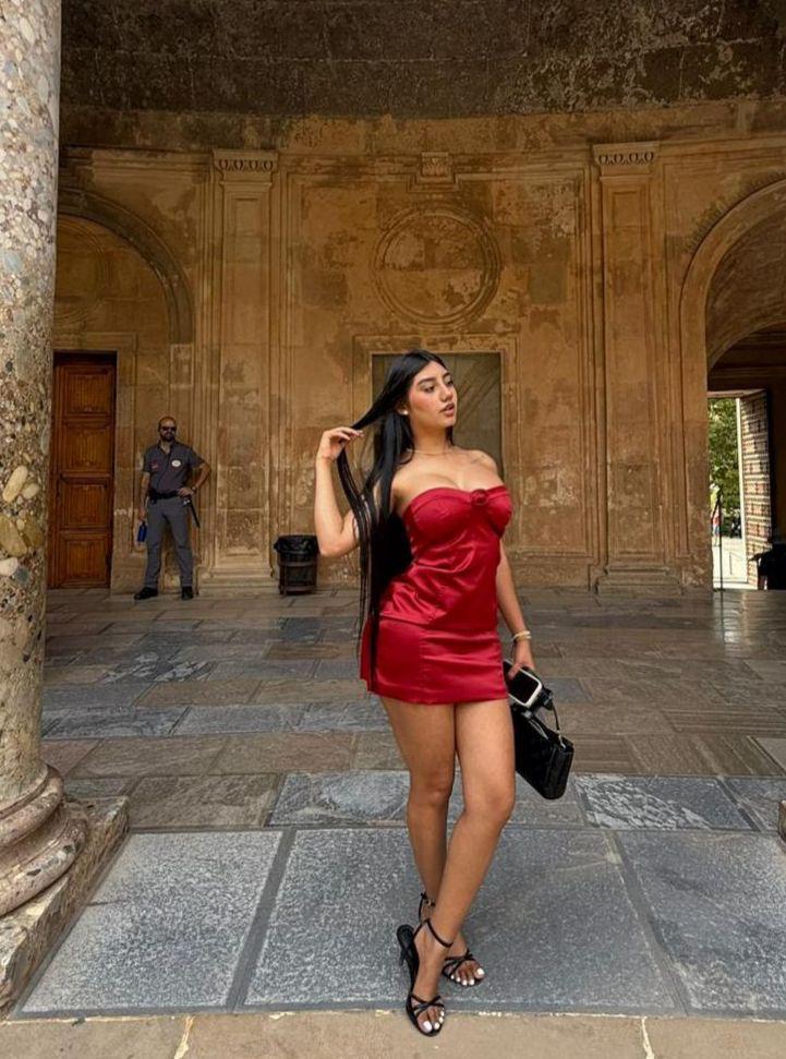 Chica busca chico en Zaragoza: Chica busca chico
