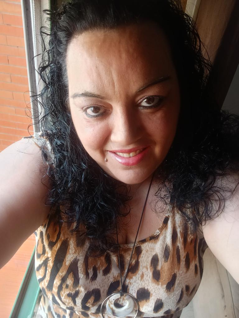 Chica busca chico en Sevilla: 